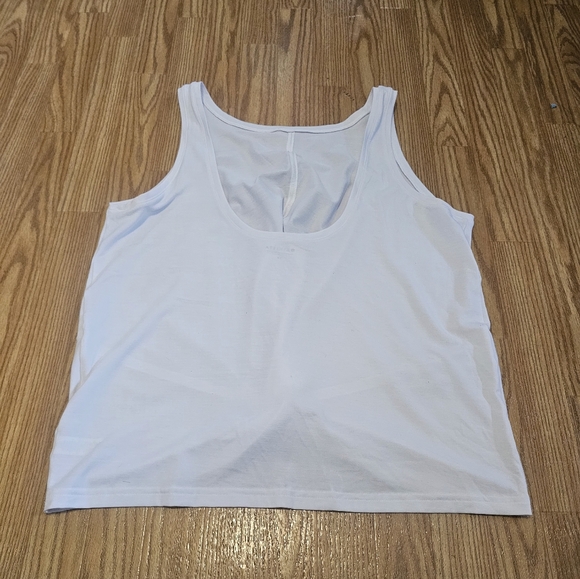 ATHLETA WOMEN’S TOP SIZE 1X WHITE EXELLENT CONDITION - Picture 6 of 7